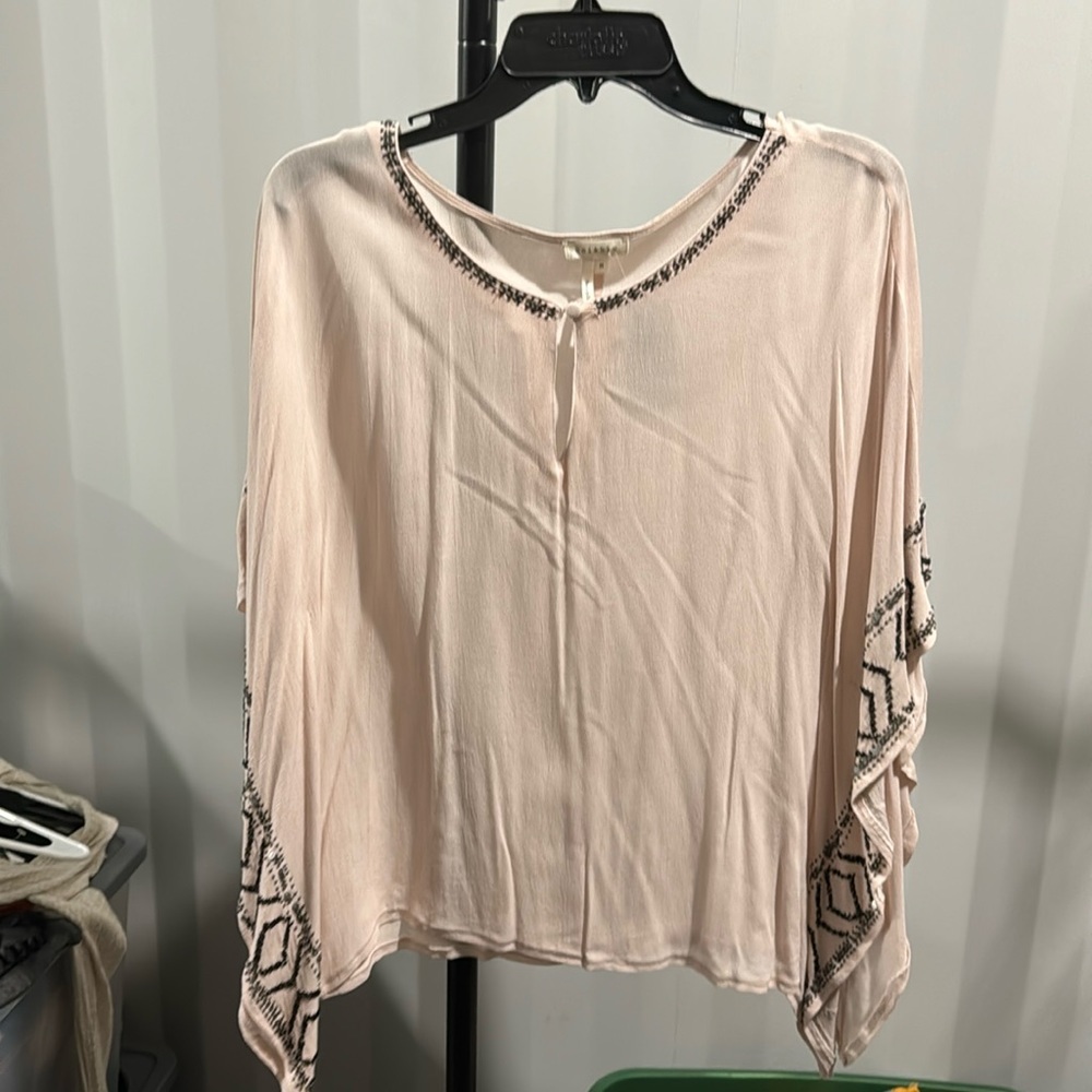 Buckle poncho with beads
